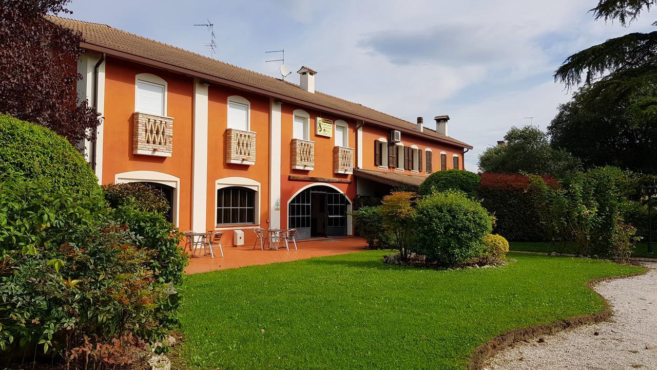 Casa Del Sole Bed and Breakfast Latisana Eksteriør billede